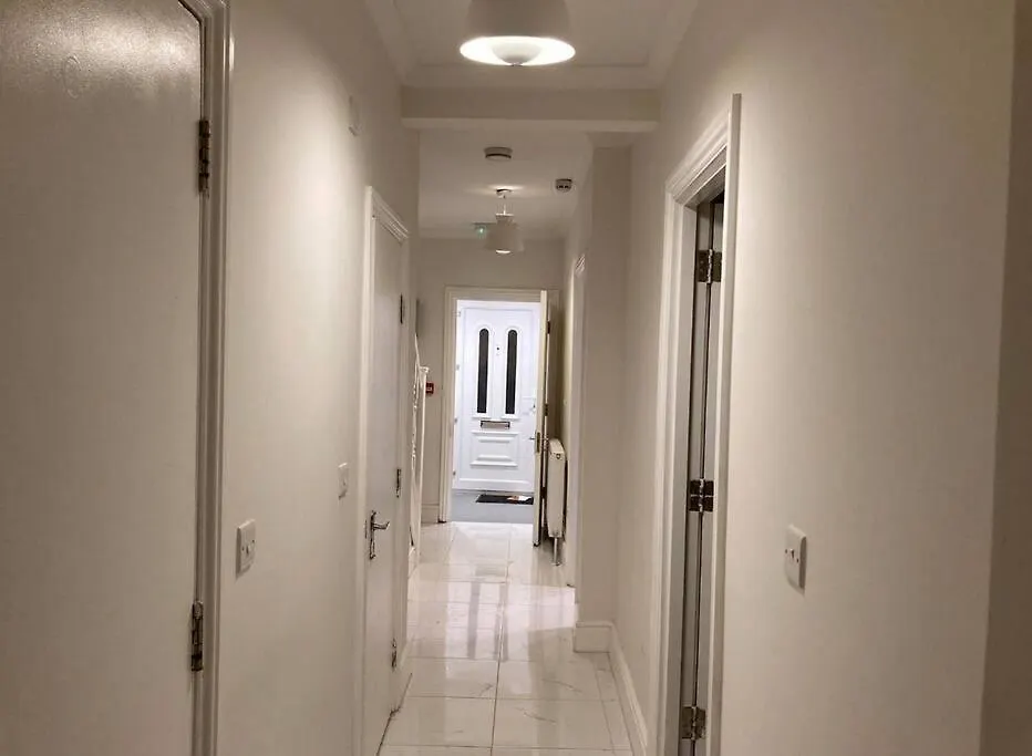 Hidden Gem:4Bedroom In The City Edinburgh 0*,  United Kingdom