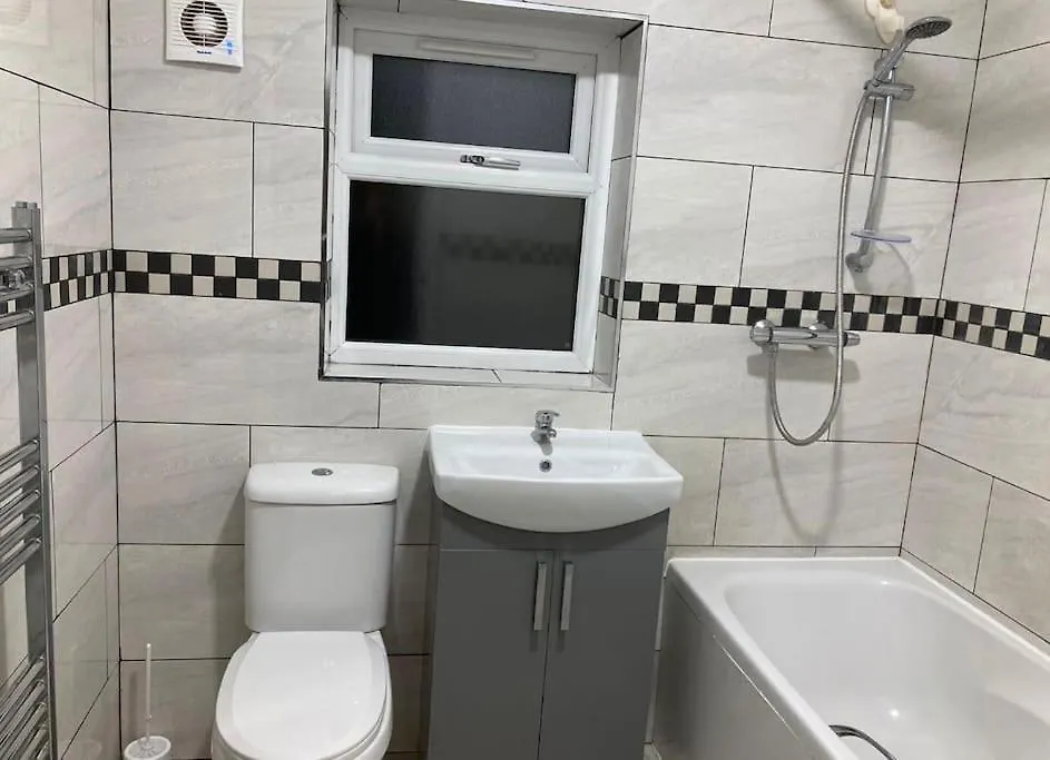 Hidden Gem:4Bedroom In The City Edinburgh
